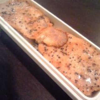 【お弁当】豚肉の塩胡椒焼き丼